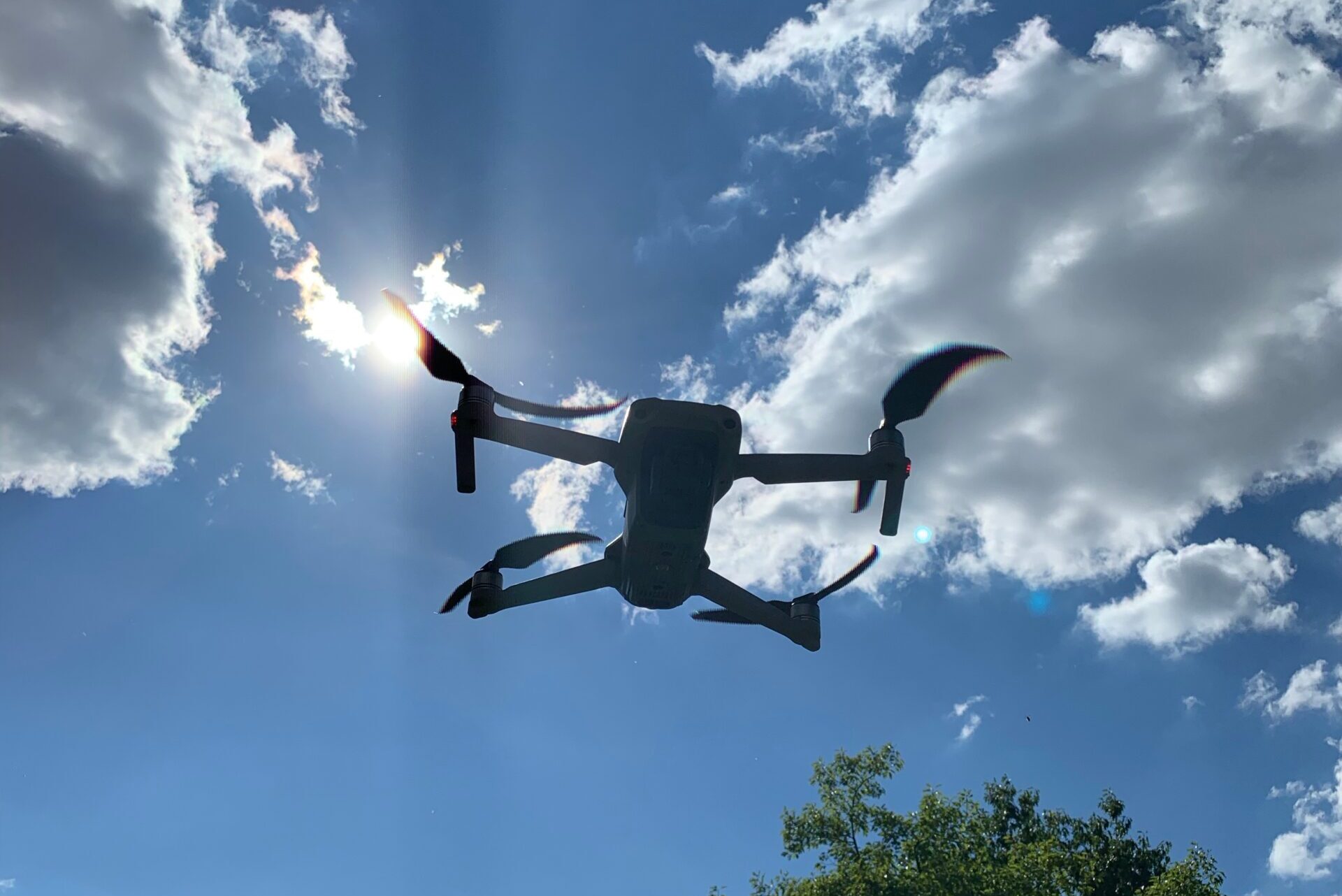cropped-Drohne-im-Flug-scaled-1.jpeg